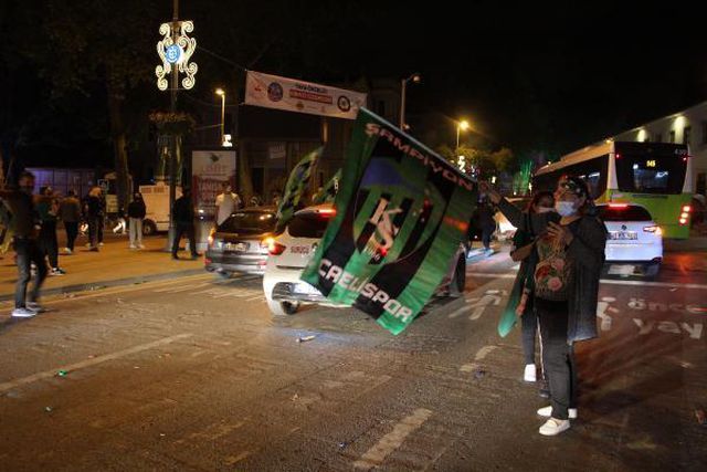 kocaelispor taraftarlarinin tff 1 inci lig se 4 14164102 o