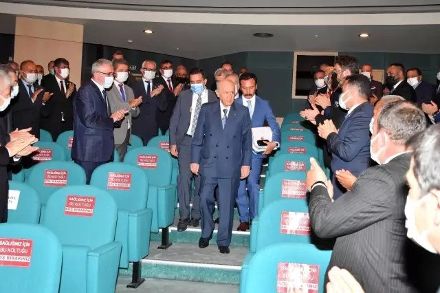 Devlet Bahçeli, partisinin Belediye Başkanları ile bir araya geldi