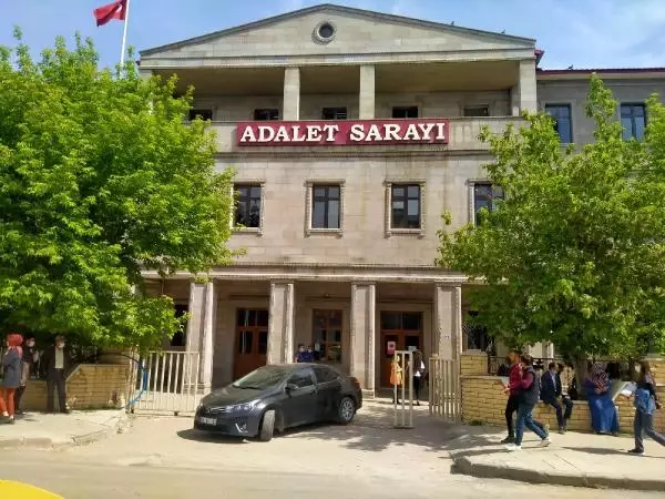 AĞRI MİNİK LEYLA'NIN DAVASINDA, AVUKATIN ELİNE GEÇEN SES KAYDI İNCELENECEK