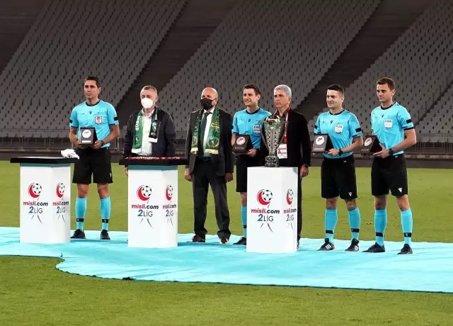 Son dakika haberleri: Kocaelispor, 11 yıl sonra TFF 1. Lig'e yükseldi Son dakika haberleri: Kocaelispor, 11 yıl sonra TFF 1. Lig'e yükseldi