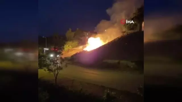 Sakarya'da korkutan anız yangını: Yerleşim yerlerine ulaşmadan söndürüldü