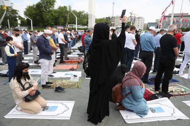 Son dakika: Taksim Camii ibadete açıldı! Cumhurbaşkanı Erdoğan'dan dikkat çeken mesaj: İstanbul'un fethine hediyedir