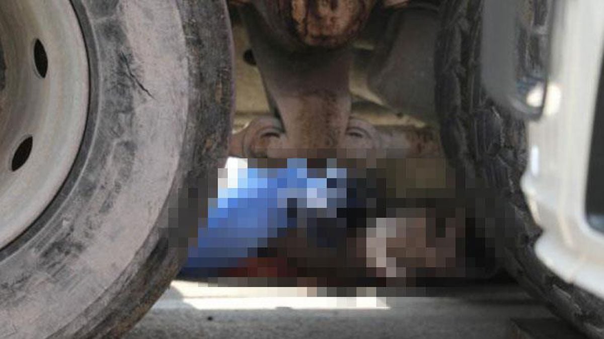 Tamir etmek için beton mikserinin altına giren şoför, feci şekilde can verdi