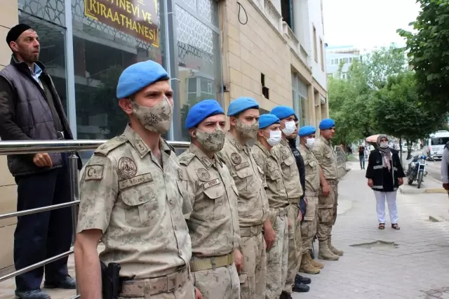 Terör saldırısı sonucu şehit olan Veli Kabalay için Iğdır'da mevlit Terör saldırısı sonucu şehit olan Veli Kabalay için Iğdır'da mevlit