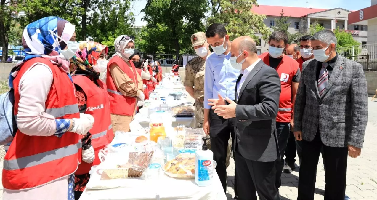 Türk Kızılay'ında Filistin'e yardım kampanyası - Haberler 1 turk kizilay inda filistin e yardim kampanyas 14163221 amp
