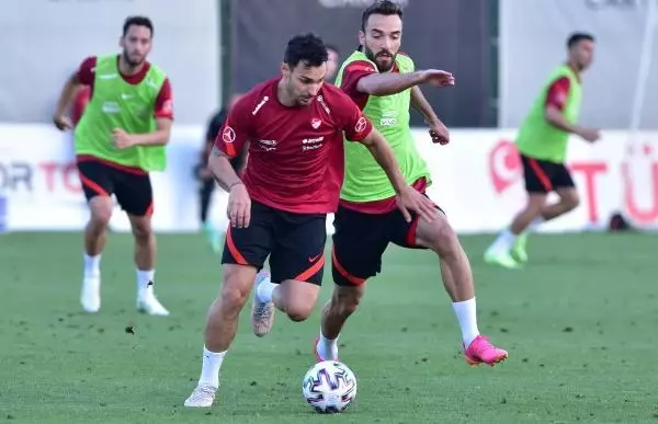 SPOR A Milli Futbol Takımı hazırlıklarını sürdürdü SPOR A Milli Futbol Takımı hazırlıklarını sürdürdü