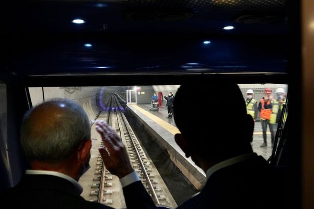 atakoy ikitelli olimpiyat metro hattinin 2 8 14165238 o