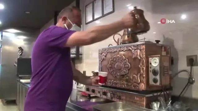 Cafe ve restoranlar açılmayı bekliyor Cafe ve restoranlar açılmayı bekliyor