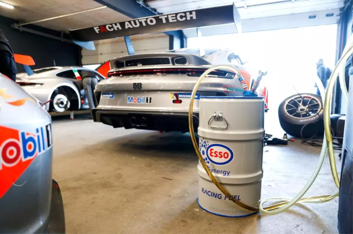ExxonMobil ve Porsche'den çevreci yakıt için iş birliği
