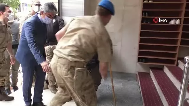 Iğdır Emniyet Müdürü Göllüce'den örnek davranış Iğdır Emniyet Müdürü Göllüce'den örnek davranış