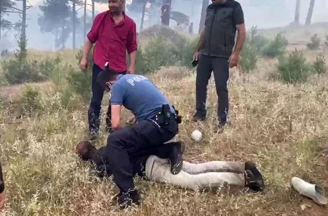 Pozantı'da ormanı yakan şahıs suçüstü yakalandı Pozantı'da ormanı yakan şahıs suçüstü yakalandı