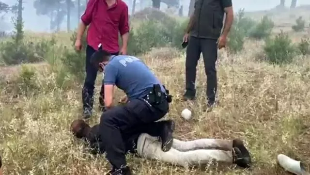 8 farklı noktada ormanı yakan şahıs suçüstü yakalandı 8 farklı noktada ormanı yakan şahıs suçüstü yakalandı