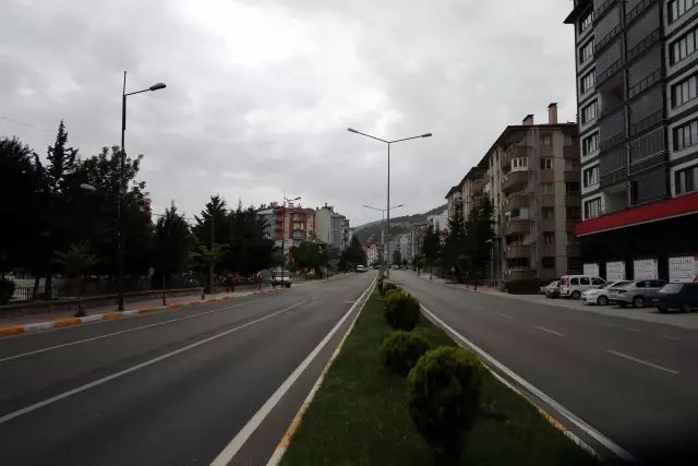 Samsun ve çevre illerde sokağa çıkma kısıtlaması nedeniyle sessizlik hakim Samsun ve çevre illerde sokağa çıkma kısıtlaması nedeniyle sessizlik hakim