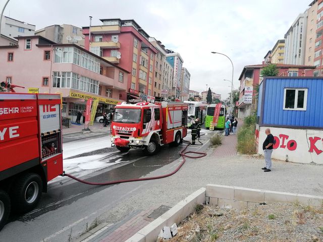 seyir halindeki belediye otobusunde korkutan 4 14165437 o