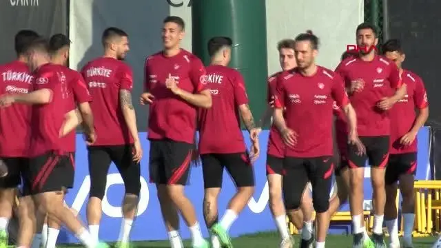 SPOR A Milli Futbol Takımı hazırlıklarını sürdürdü SPOR A Milli Futbol Takımı hazırlıklarını sürdürdü