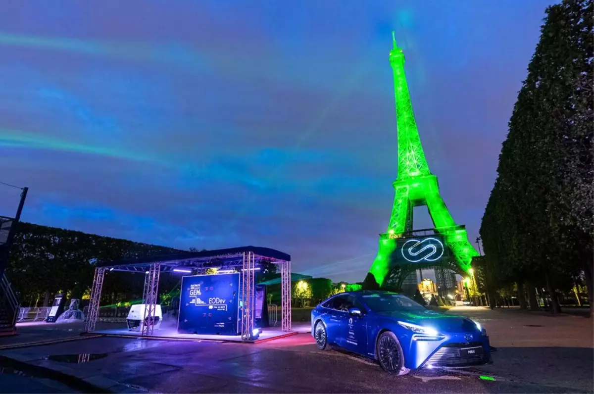 Toyota sürdürülebilir hidrojen enerjisiyle Eyfel'i aydınlattı