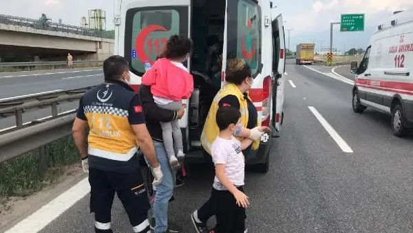 Yolcu otobüsleri çarpıştı: 8 yaralı Yolcu otobüsleri çarpıştı: 8 yaralı