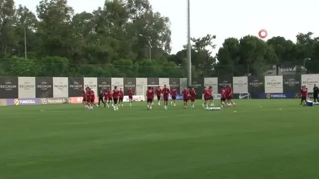 A Milli Futbol Takımı çalışmalarını sürdürüyor A Milli Futbol Takımı çalışmalarını sürdürüyor