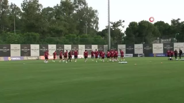 A Milli Futbol Takımı çalışmalarını sürdürüyor A Milli Futbol Takımı çalışmalarını sürdürüyor
