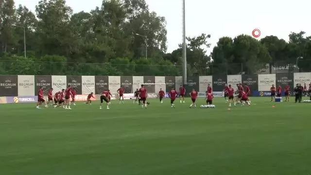 A Milli Futbol Takımı çalışmalarını sürdürüyor A Milli Futbol Takımı çalışmalarını sürdürüyor