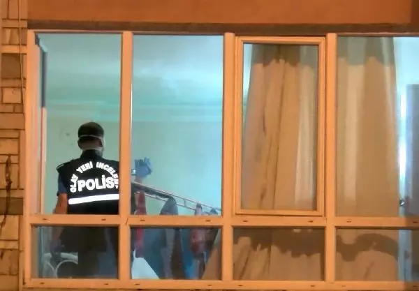 Son dakika haberleri... Ankara'da yalnız yaşayan kadın, başından vurulmuş halde ölü bulundu Son dakika haberleri... Ankara'da yalnız yaşayan kadın, başından vurulmuş halde ölü bulundu