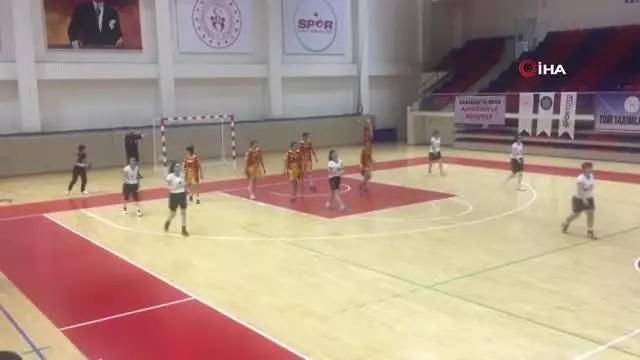 İşitme Engelliler Kadınlar Hentbol Türkiye Şampiyonası devam ediyor İşitme Engelliler Kadınlar Hentbol Türkiye Şampiyonası devam ediyor