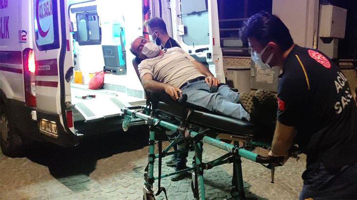 Kumar masasında polise yakalanan tansiyon hastası fenalaşarak hastaneye kaldırıldı