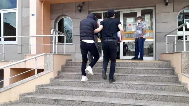 Merzifon'da uyuşturucu operasyonu: 2 gözaltı Merzifon'da uyuşturucu operasyonu: 2 gözaltı