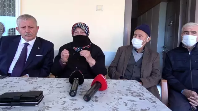 Mevlüde Genç, Solingen'de 28 yıl önceki facia gecesini anlattı Mevlüde Genç, Solingen'de 28 yıl önceki facia gecesini anlattı