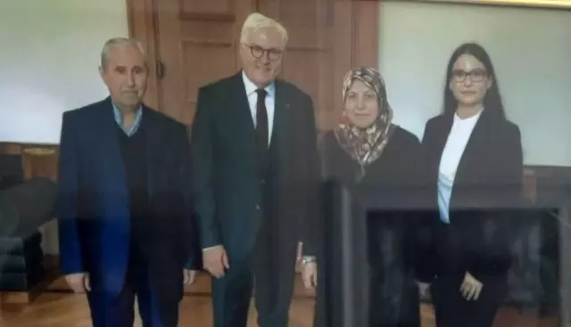 Mevlüde Genç, Solingen'de 28 yıl önceki facia gecesini anlattı Mevlüde Genç, Solingen'de 28 yıl önceki facia gecesini anlattı