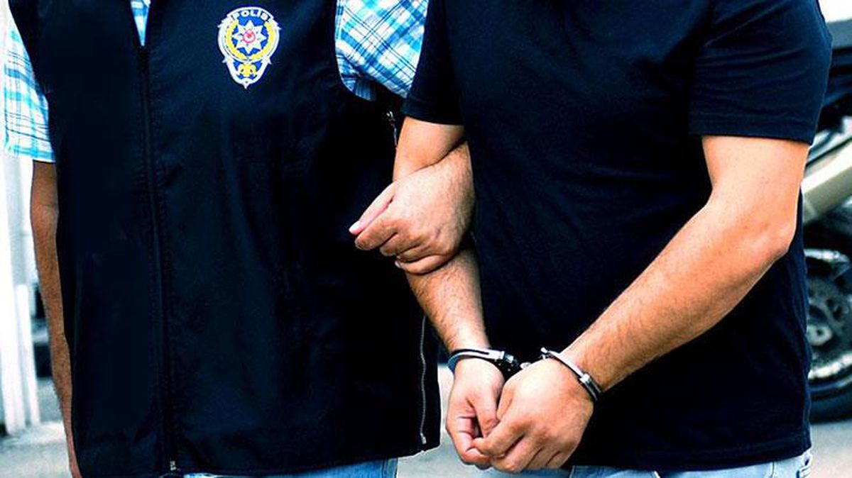 Rüşvet soruşturmasında Mali Suçlarla Mücadele Şube Müdürü'nün görev yeri değiştirildi