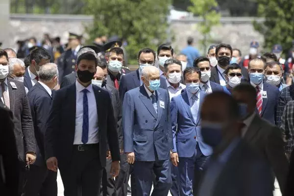 ŞEHİT EŞİNDEN YÜREK YAKAN HAYKIRIŞ ŞEHİT EŞİNDEN YÜREK YAKAN HAYKIRIŞ