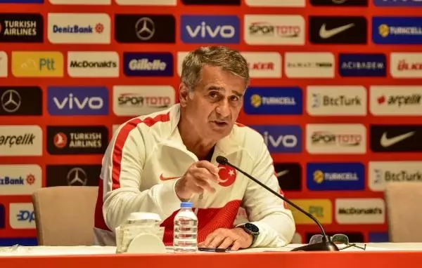 Şenol Güneş: Geleceği yazmak için iyi bir grup Şenol Güneş: Geleceği yazmak için iyi bir grup
