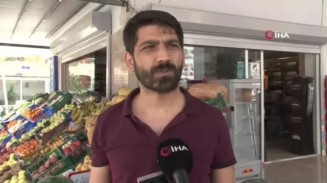 Taksicinin dubayla karşılık verdiği kurşunlardan biri karpuza isabet etti Taksicinin dubayla karşılık verdiği kurşunlardan biri karpuza isabet etti
