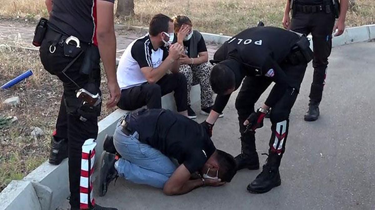 Uyuşturucuyla yakalanan şahıs bir anda yaşını hatırladı: Komiserim gençliğim çürüsün istemiyorum