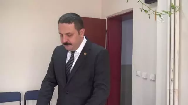 AFYONKARAHİSAR - Sandıklı'da 'Cezaevine kitap bağışı' kampanyası başladı AFYONKARAHİSAR - Sandıklı'da 'Cezaevine kitap bağışı' kampanyası başladı