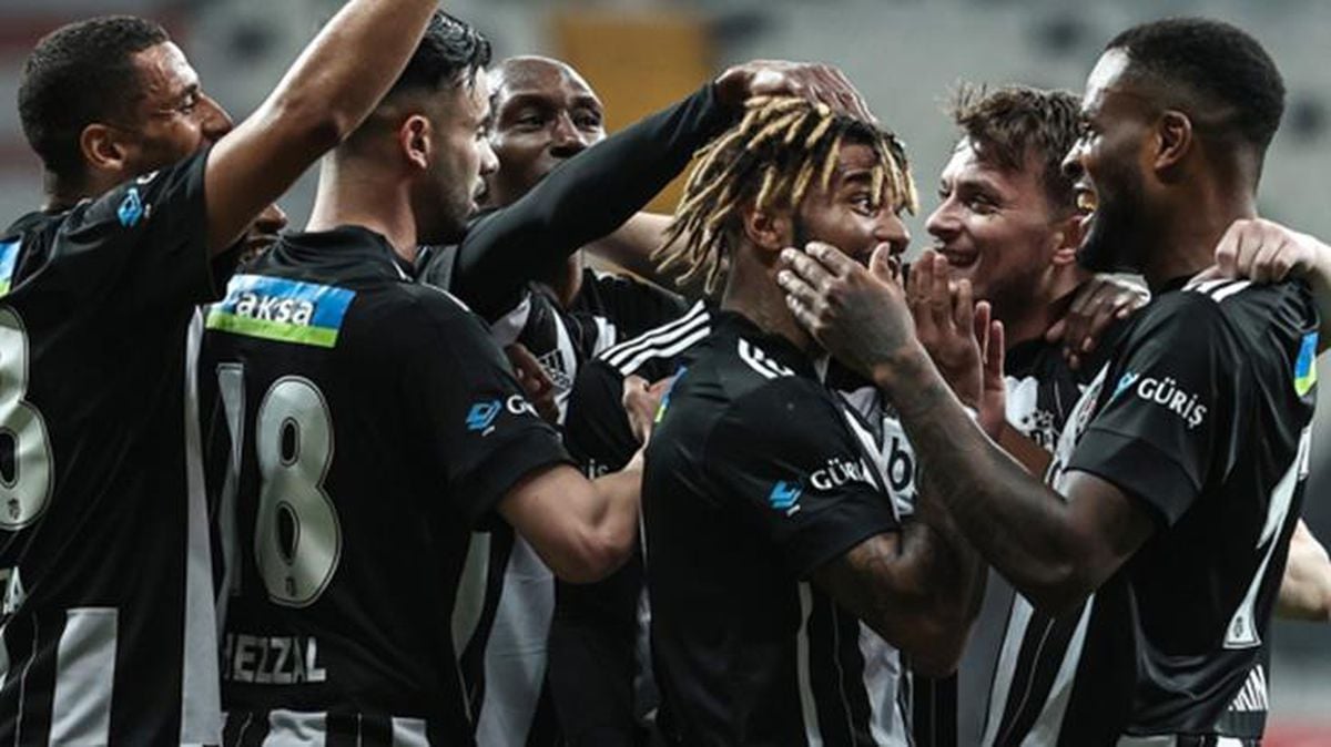 Beşiktaş'ın şampiyonluğunda büyük pay sahibi futbolcuların sözleşmeleri sona erdi
