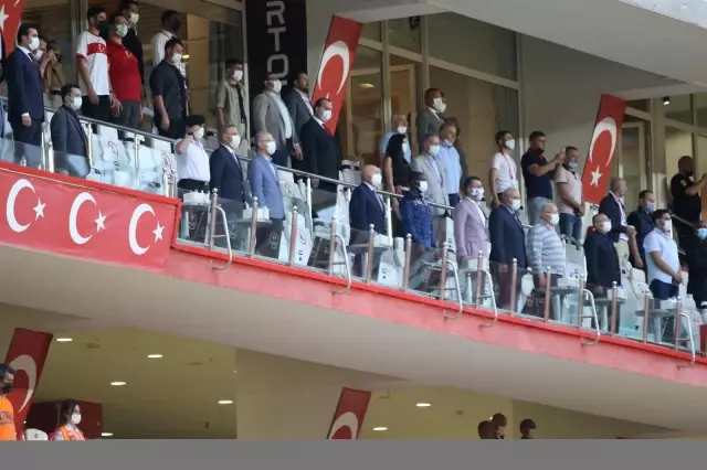 Hazırlık maçı: Türkiye: 0 - Gine: 0 (İlk yarı) Hazırlık maçı: Türkiye: 0 - Gine: 0 (İlk yarı)