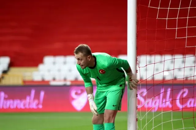 Hazırlık maçı: Türkiye: 0 - Gine: 0 (İlk yarı) Hazırlık maçı: Türkiye: 0 - Gine: 0 (İlk yarı)