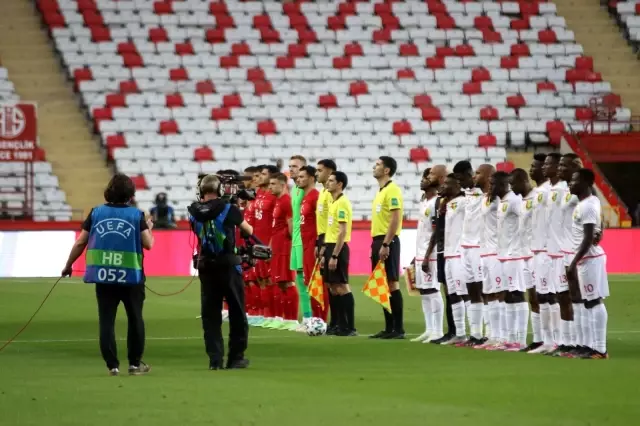 Hazırlık maçı: Türkiye: 0 - Gine: 0 (İlk yarı) Hazırlık maçı: Türkiye: 0 - Gine: 0 (İlk yarı)