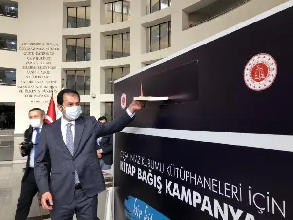 İstanbul, Anadolu ve Bakırköy adliyelerine kitap kumbaraları kuruldu