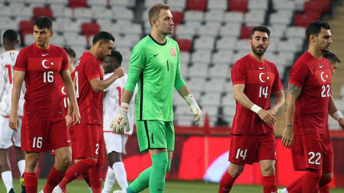 A Milli Takım'da 4 futbolcu EURO 2020 kadrosundan çıkarıldı