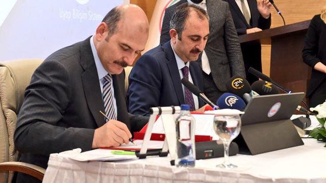 adalet bakani gul den yargiyi elestiren bakan 14171140 4810 o