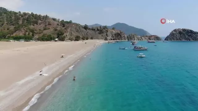 Antalya'nın dünyaca ünlü turizm beldesi Çıralı'da normalleşme hareketliliği Antalya'nın dünyaca ünlü turizm beldesi Çıralı'da normalleşme hareketliliği