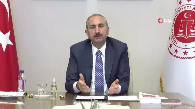 Son dakika haber! Bakan Gül: Kimsenin hakim ve savcının yerine geçme yetkisi yoktur