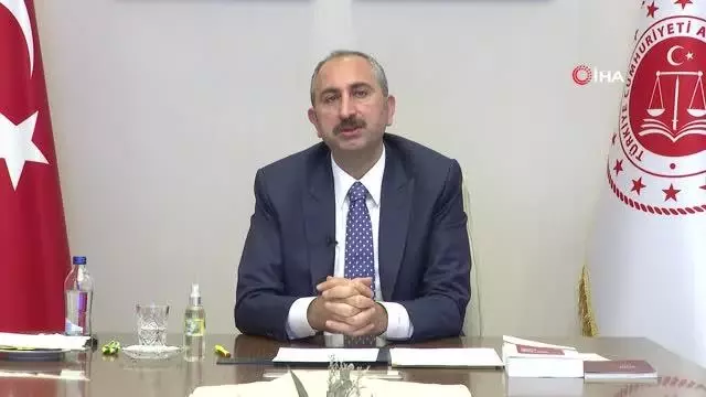 Son dakika haber! Bakan Gül: Kimsenin hakim ve savcının yerine geçme yetkisi yoktur