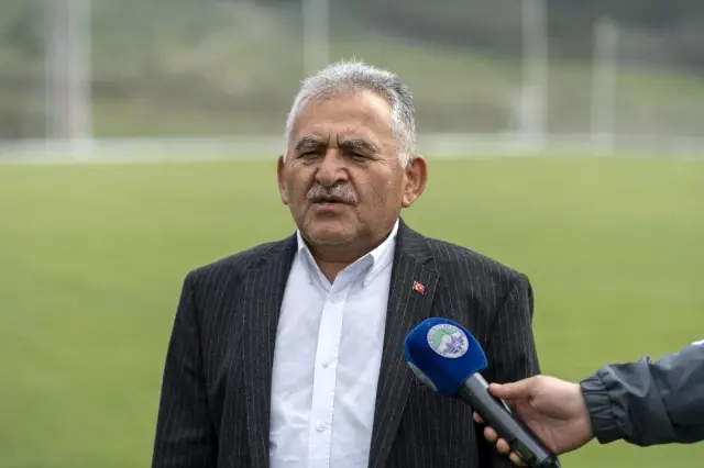 Büyükkılıç, spor kulüplerini Erciyes'e davet etti