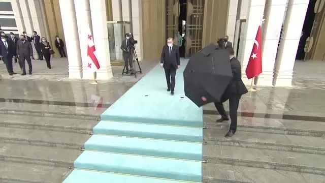 Cumhurbaşkanı Erdoğan, Gürcistan Başbakanı Garibashvili'yi resmi törenle karşıladı Cumhurbaşkanı Erdoğan, Gürcistan Başbakanı Garibashvili'yi resmi törenle karşıladı