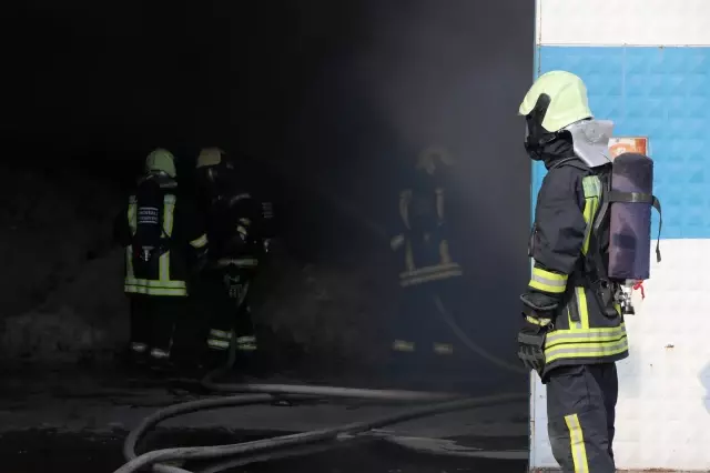 Son dakika haber! Denizli'de iplik fabrikasında çıkan yangın kontrol altına alındı Son dakika haber! Denizli'de iplik fabrikasında çıkan yangın kontrol altına alındı