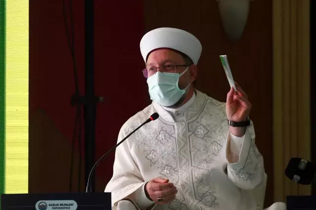 Diyanet İşleri Başkanı: 'Sigarayla topyekun mücadele etmeliyiz' Diyanet İşleri Başkanı: 'Sigarayla topyekun mücadele etmeliyiz'